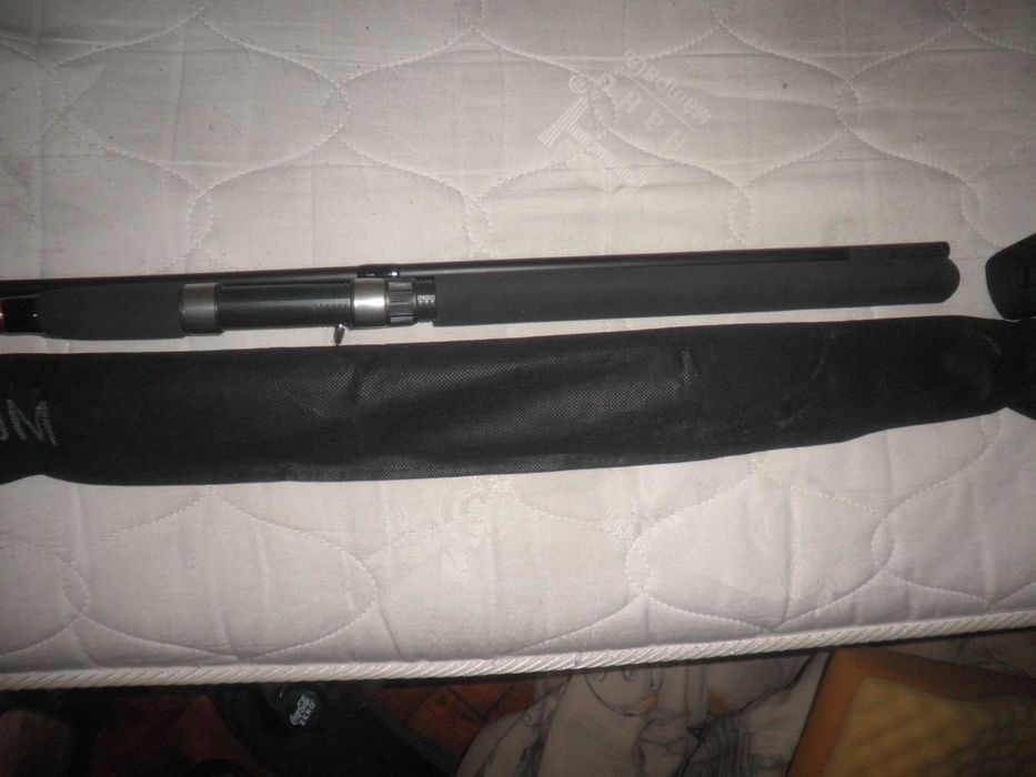 Продавам  дънна  въдица  ц  макара  .