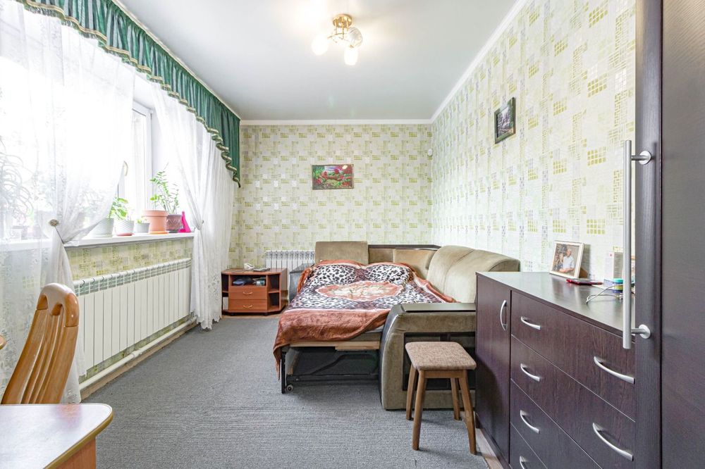 Срочно!!! Продажа дома 10 соток. Юго-Восток левая сторона . Торг