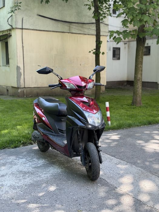 Vand Scuter Electric  Volta Fara Permis!