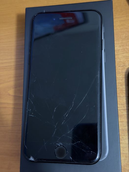 Vand Iphone 7 JetBlack 32 GB