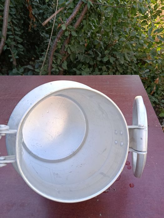 Алюминевый бедон