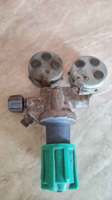 Редуцир вентил от старото родно производство