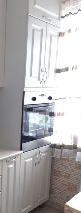 Кухинный   Шкаф  с плиткой.