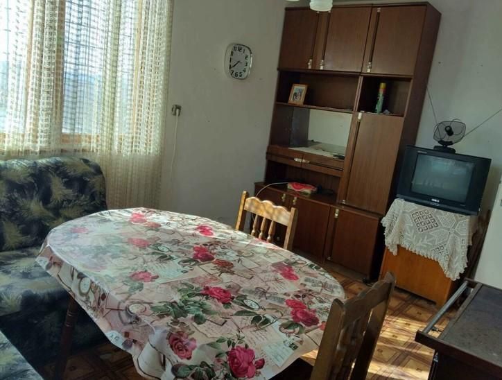 Продава се Къща в Бургас, Център - 70 кв.м за 1286 €/кв.м - Снимка #2