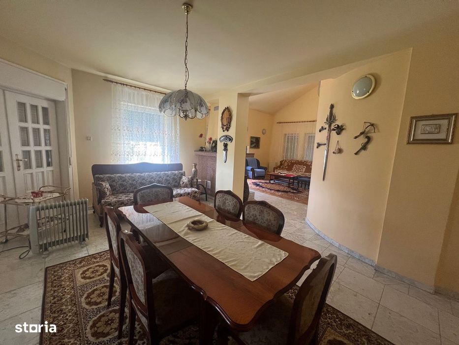 Vila moderna in Cicir, jud Arad