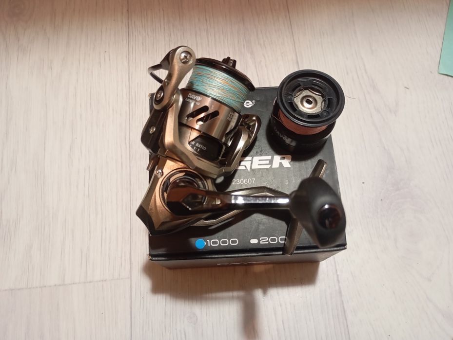 Катушка на спиннинг dayo leger 1000
