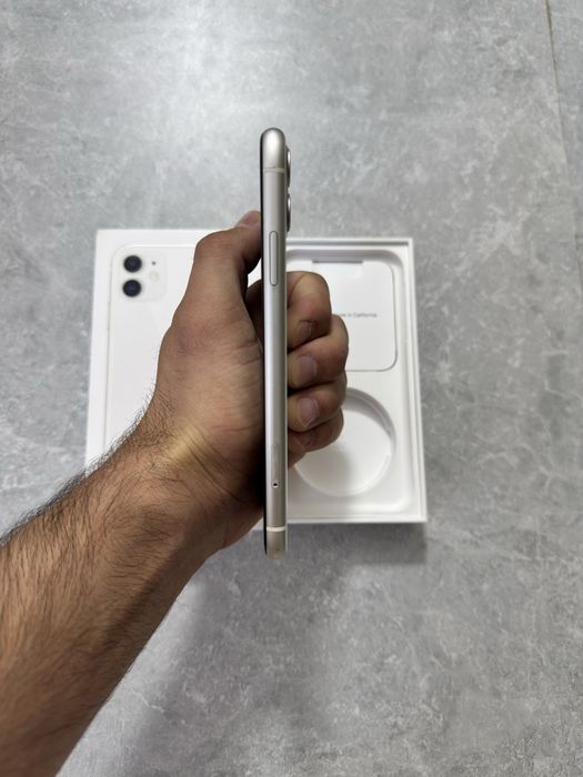 iPhone 11 128GB White