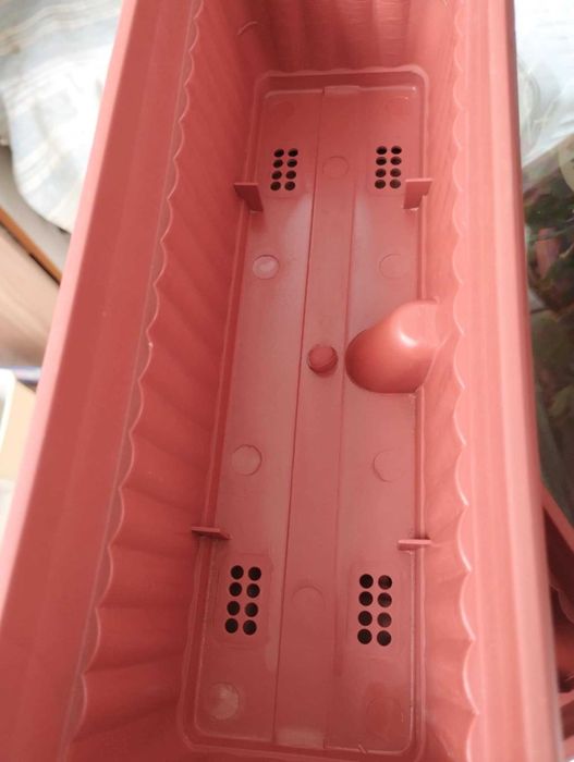 6 броя Малки саксии за перваз