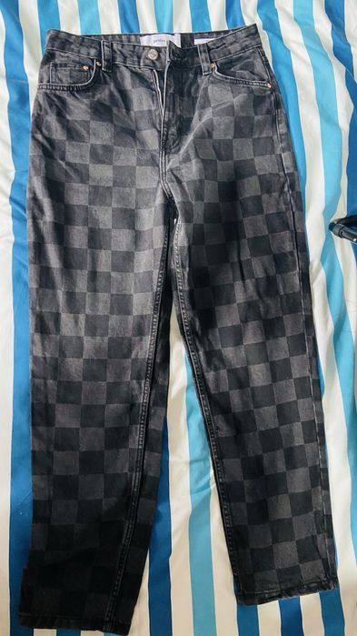 Blugi gri marimea 38 ,Bershka