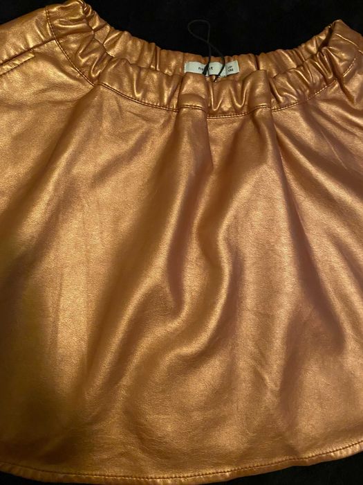 Ефектна кожена пола
НОВА!