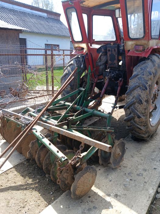 Tractor 445L cu plug si disc