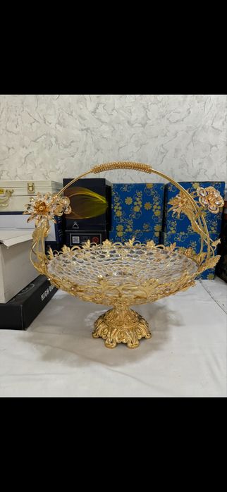 Фруктовницы и конфетницы новые