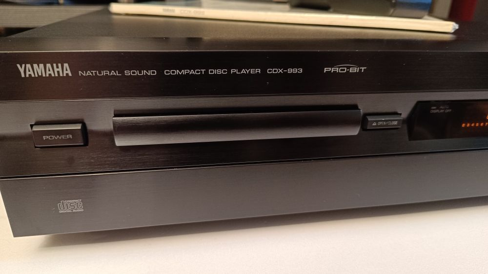 Проигрыватель Yamaha CDX-993 Pro-Bit