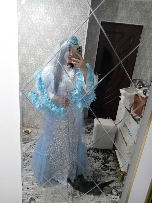 Ansanbil Holati yangi 2-3 marta kiyilgan+ selpasi+tillaqoshi