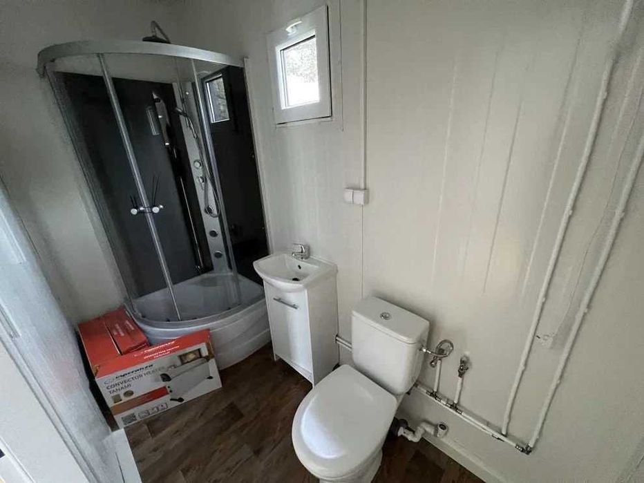 Container rezidențial/birou de 24 m²