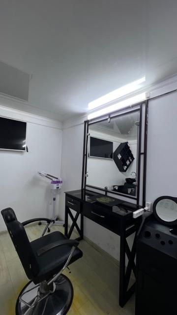 Сдается в аренду муж. кресло.