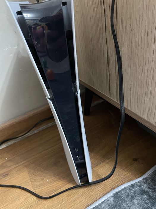 Продам PlayStation 5 Slim
