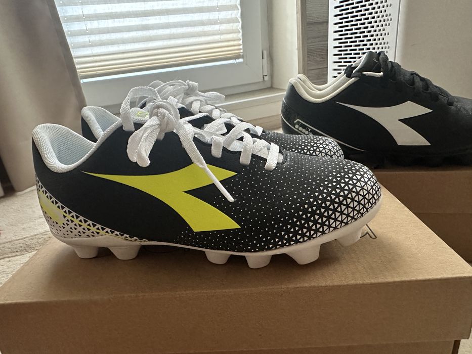 Детски футболни обувки бутонки diadora 36 и 36 1/2 номер