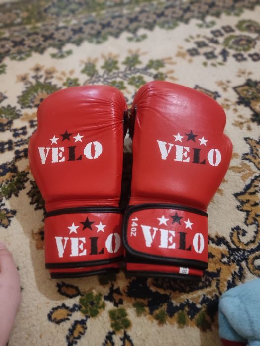 Боксёрская перчатка