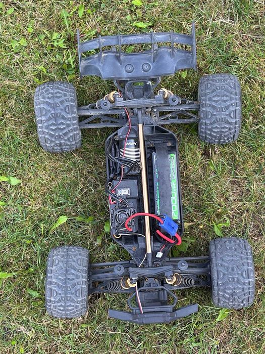Automodel Maverick Quantum2 XT BRUSHLESS 4WD RC RTR Rosu