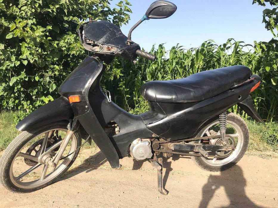 Скутер бензиновый, 72 куб., коробка автомат.