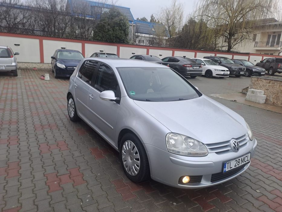 Volkswagen golf 5 an 2008 dizell 1.9tdi km 245 mi in crestere