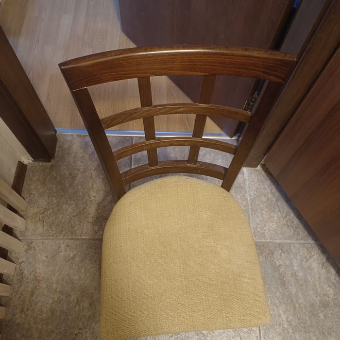 4 трапезни стола