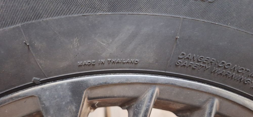 Летняя резина с дисками 245/65/17