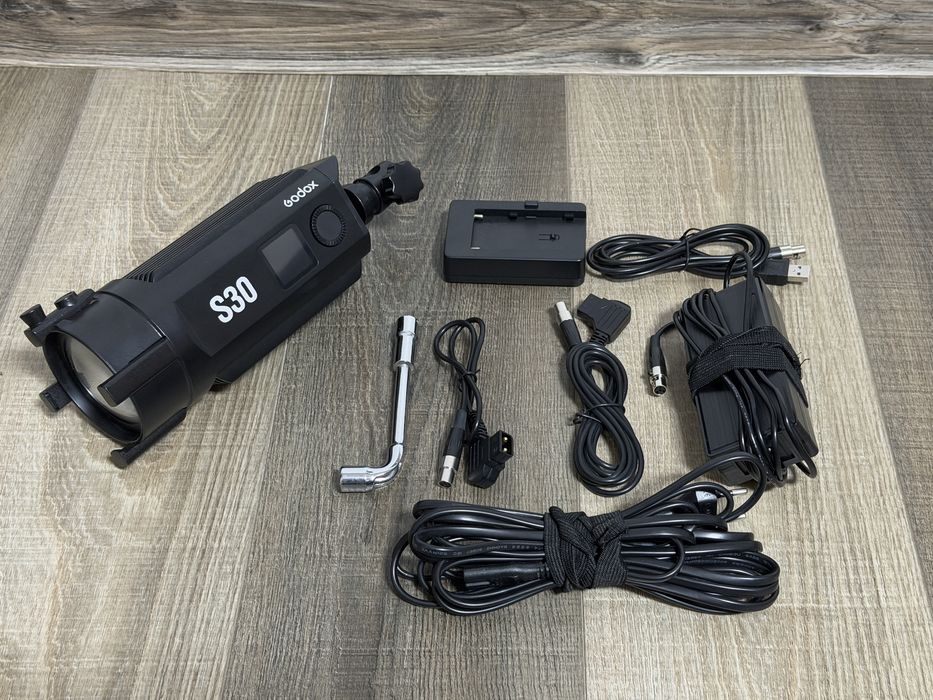 Kit lumini Godox S60 complet + S30