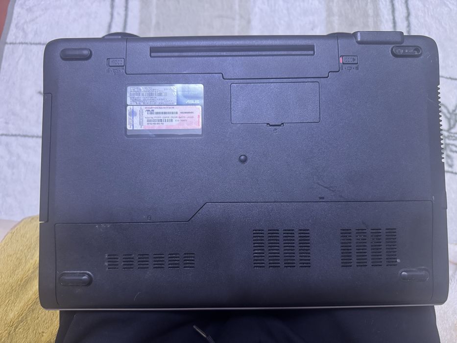 Ноутбук ASUS N53S