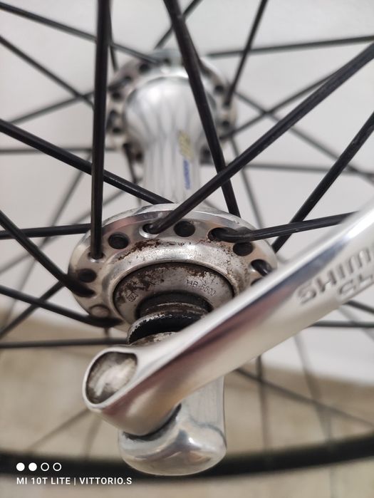 Предна шосейна капла с главина Shimano 105