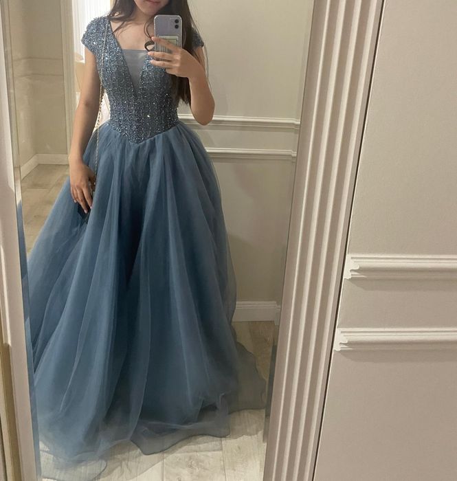 Нарядное платье!