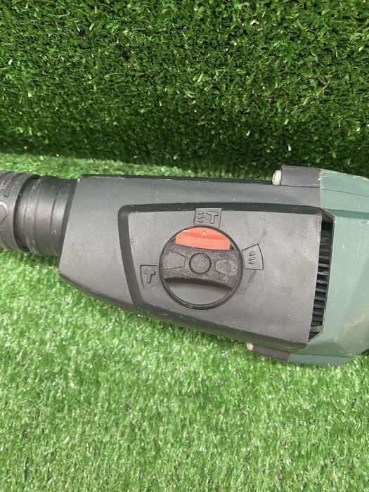 Перфоратор на Metabo KHE 2444