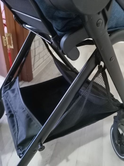 Продам коляску 10000 тнг