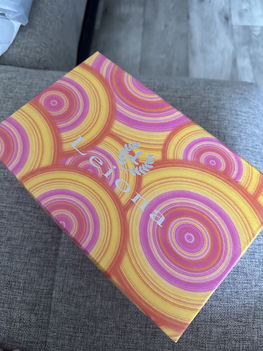 Босоножки 3000 тг.