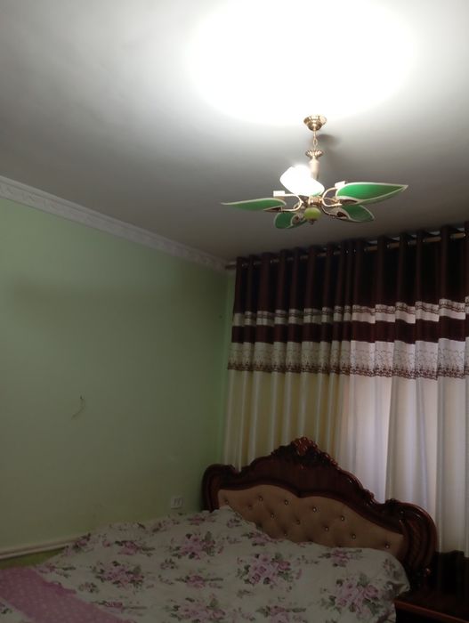 Kvartira sotiladi 3etaj 3honali