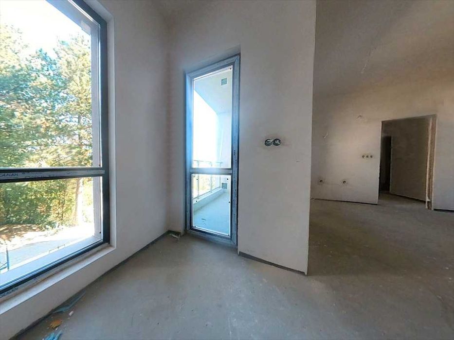 Продава се Тристаен апартамент в Велико Търново, Зона Б - 92 кв.м за 683 €/кв.м - Снимка #1