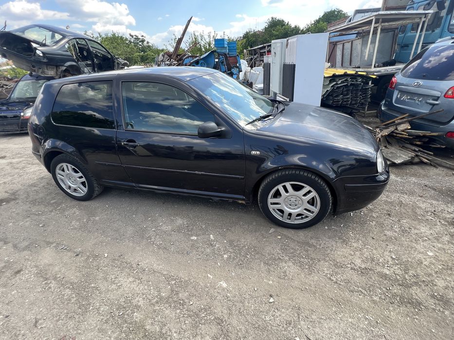 Volkswagen Golf 4 1.9 НА ЧАСТИ