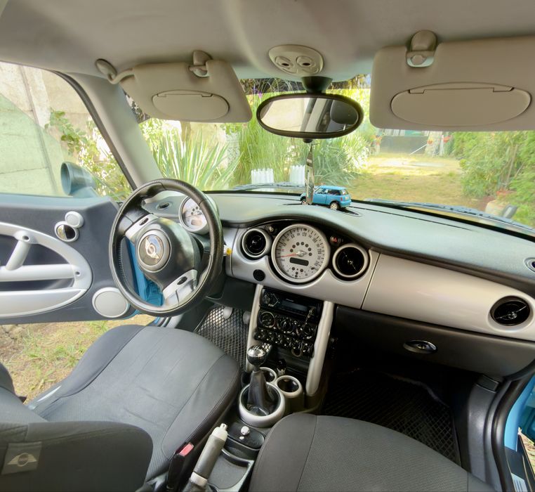 Mini Cooper R50 Blue