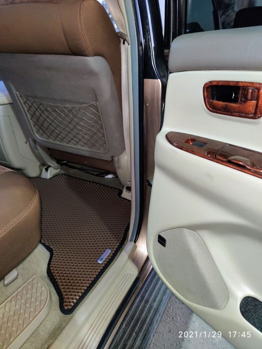 продам Toyota Land Cruiser UZJ100