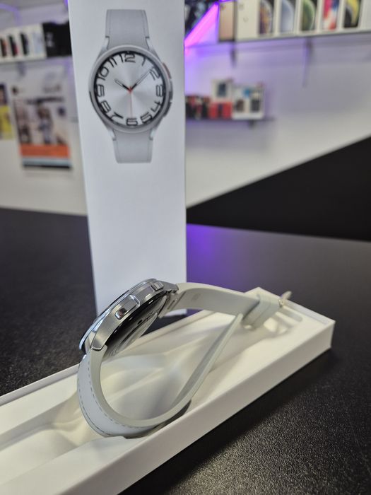 Samsung Watch 6 Classic / Silver / 47 mm / DeluxGSM