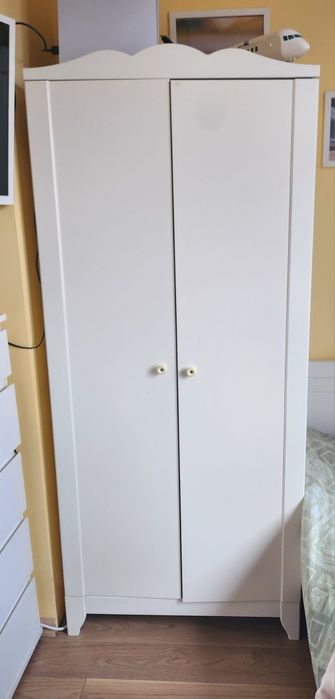 Гардероб за детска стая