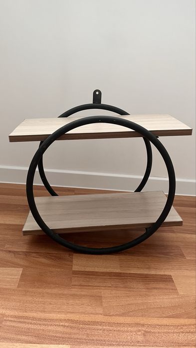 Полка круглая металлическая