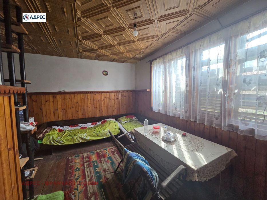 Къща в Враца-Студентски град площ 110 цена 35000