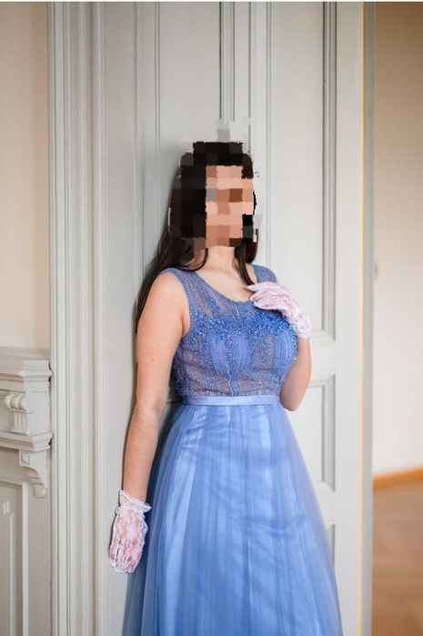 Vând rochiță eleganta mărime