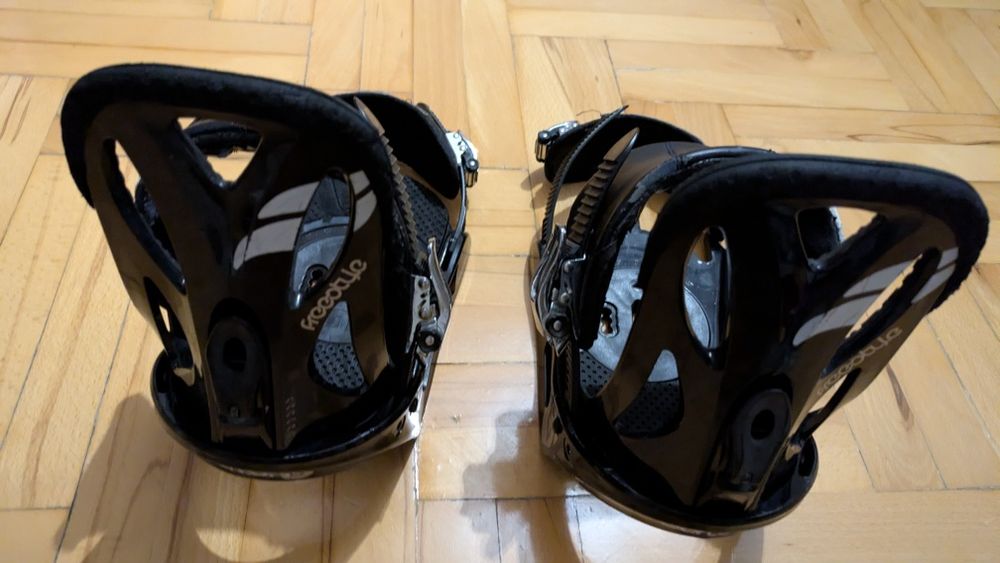 Legaturi snowboard Burton