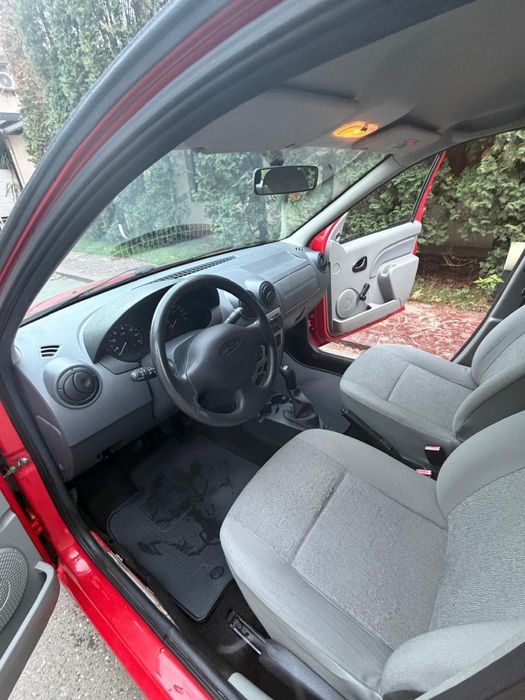 Dacia Logan MCV 1.4 Benzină