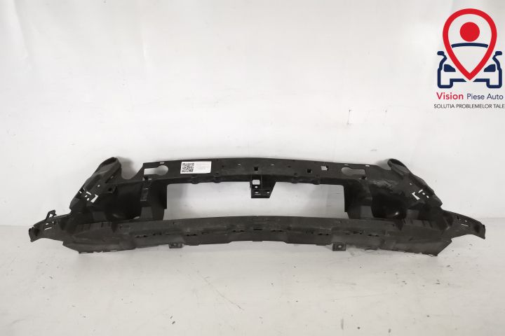 Оригинална предна долна подсилваща конзола в добро състояние / Mercede