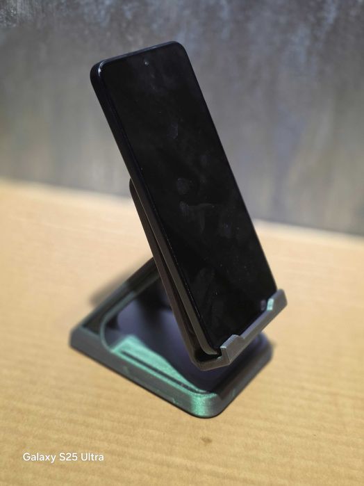 Стойка за телефон универсална