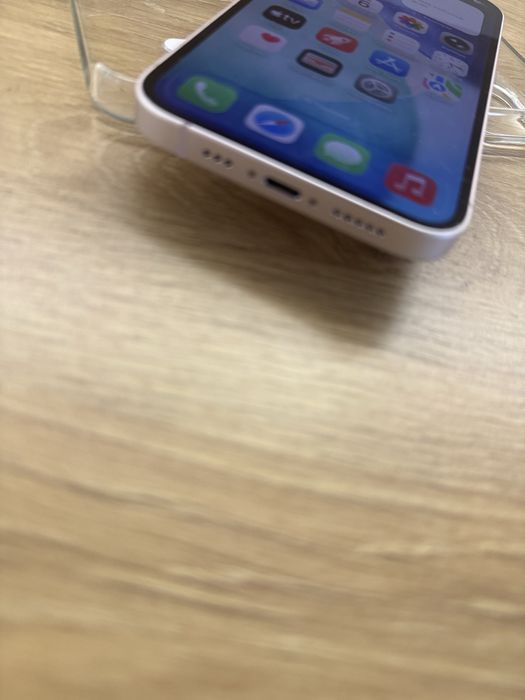 iPhone 13 Pink 256GB-Като нов 100% батерия